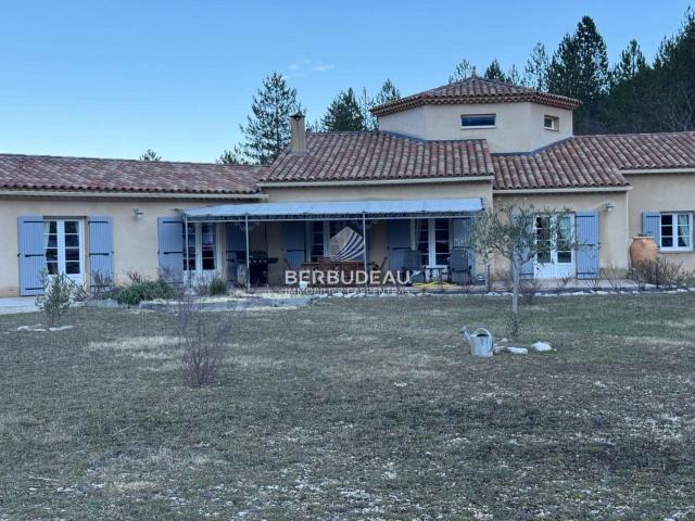 Maison vente à Carpentras, Savoillan
