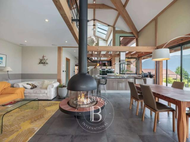Maison vente à Annecy, Sévrier