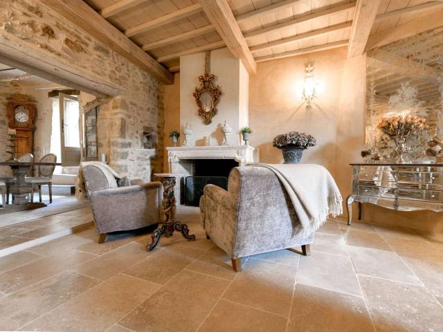 Maison vente à Nîmes, Uzès