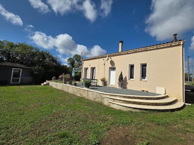 Maison vente à Prs de la Cure, Bernay-Saint-Martin