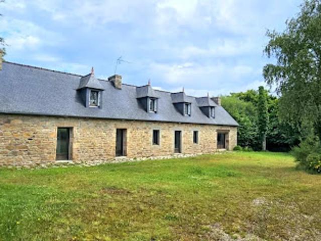 Maison vente à Gwenezhan, Bégard