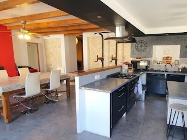 Maison vente à Le Menuisier, Montguyon