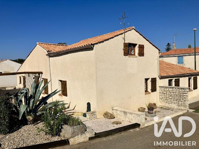 Maison vente à L'Oulerie, Chasnais