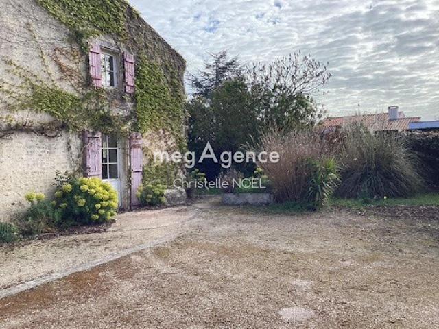 Maison vente à Fontenay-le-Comte, Sainte-gemme-la-plaine