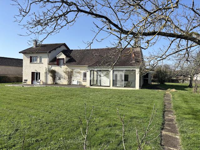 Maison vente à Avallon, Menades