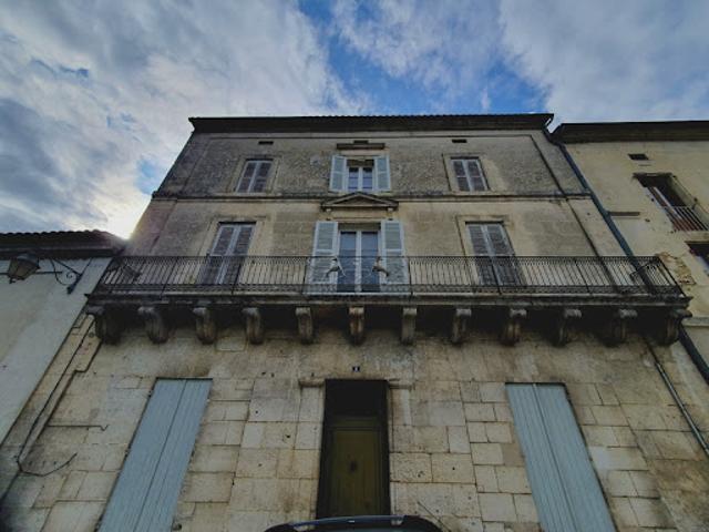 Maison vente à Nontron, Mareuil