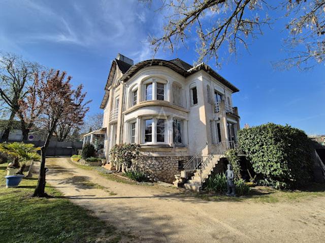 Maison vente à Saumur, Longué-jumelles