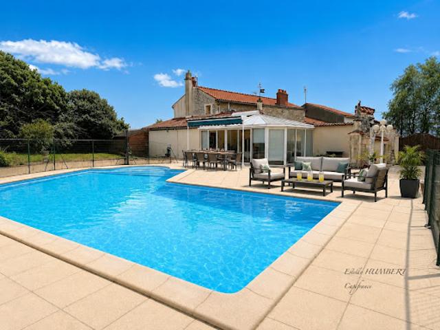 Maison vente à Fontenay-le-Comte, Pissotte