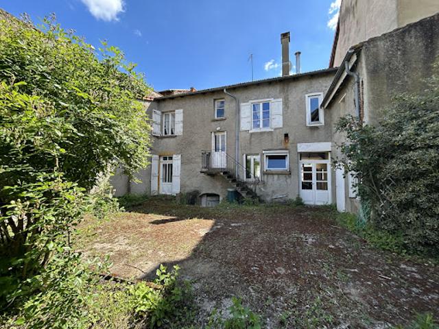 Maison vente à Roanne, Lay