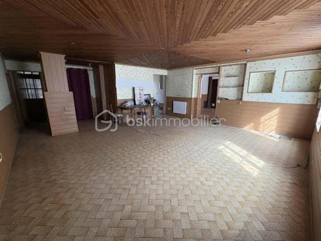 Maison vente à Enclos du Château, Ladon