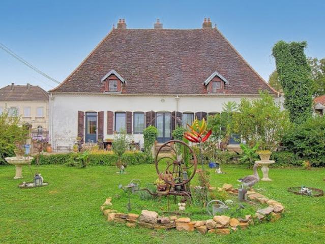 Maison vente à Dole, Bourgogne-Franche-Comté