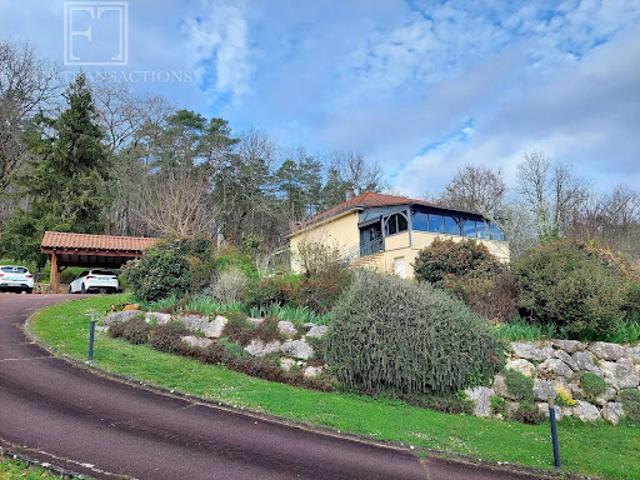 Maison vente à Nontron, Brantôme
