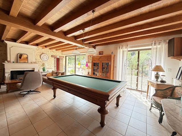 Maison vente à Nanteuil-en-Vallée