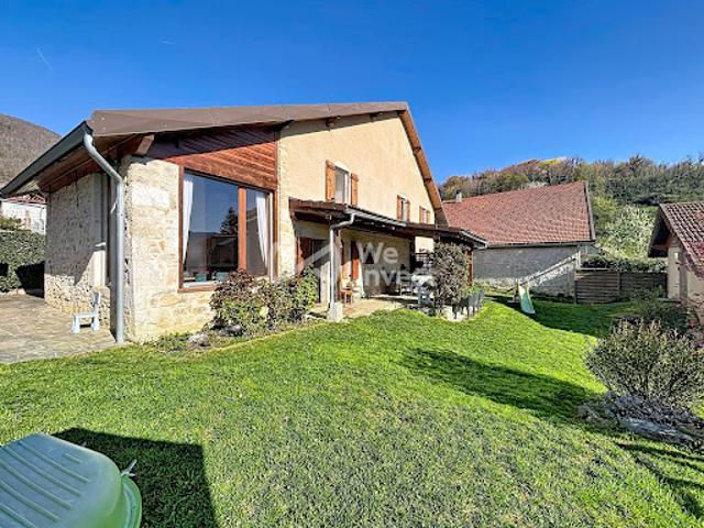 Maison vente à Nantua, Champfromier