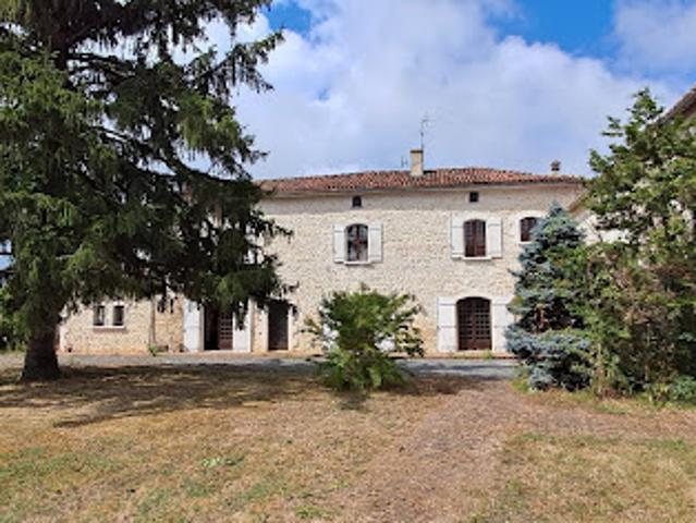 Maison vente à Aignes-et-puypéroux, Charente