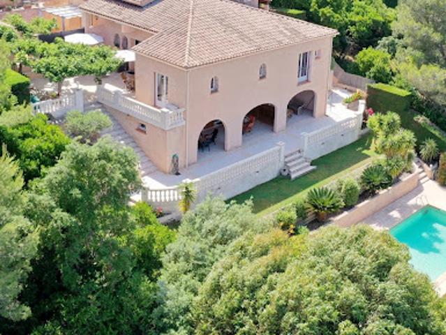 Maison vente à Arrondissement de Toulon, Carqueiranne