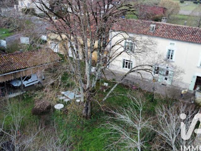 Maison vente à Nontron, Sainte-croix-de-mareuil