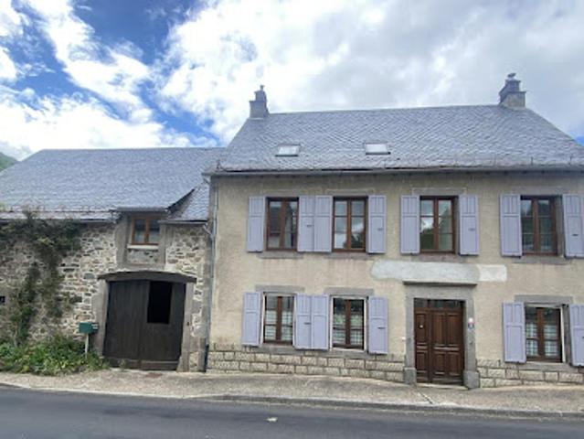Maison vente à Saint-Flour, Saint-amandin