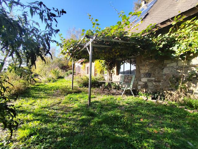 Maison vente à Mauriac, Champs-sur-tarentaine-marchal