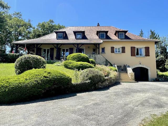 Maison vente à Villefranche-de-Rouergue, Savignac