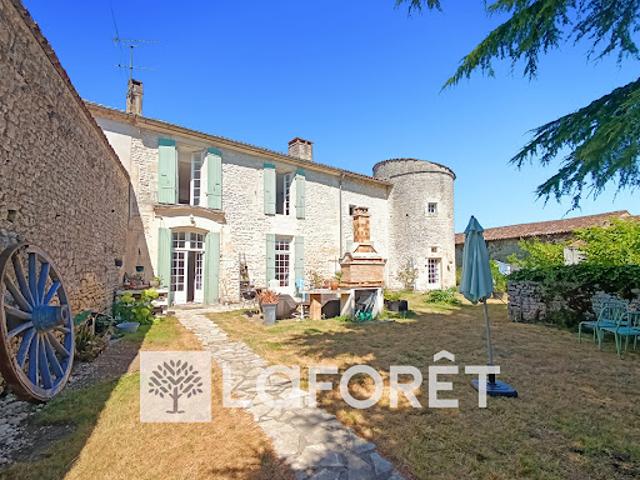Maison vente à Saintes, Villars-en-pons