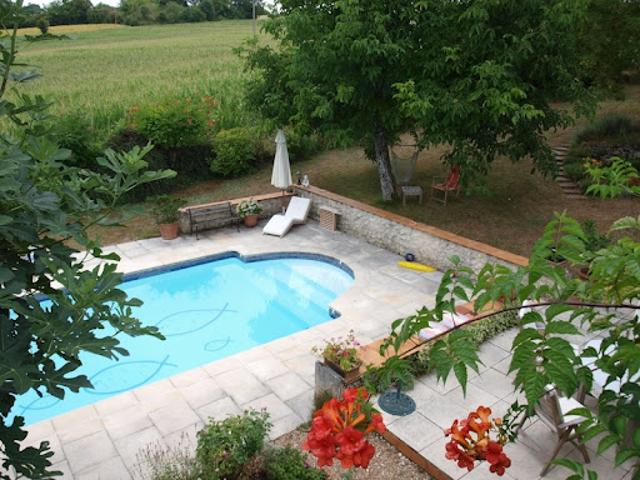 Maison vente à Périgueux, Bouteilles-saint-sébastien