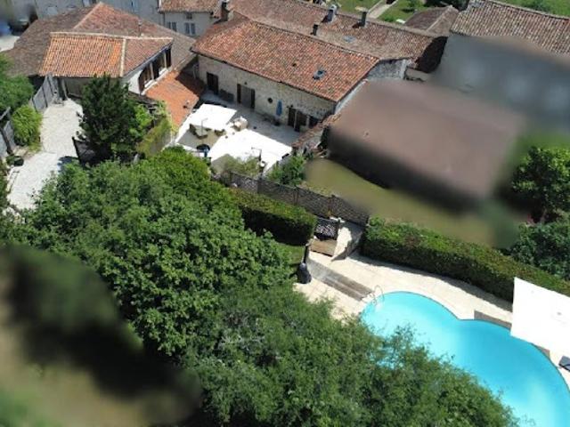 Maison vente à Confolens, Nanteuil-en-vallée