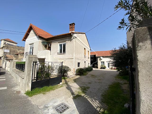 Maison vente à Arles, La Salle Les Alpes