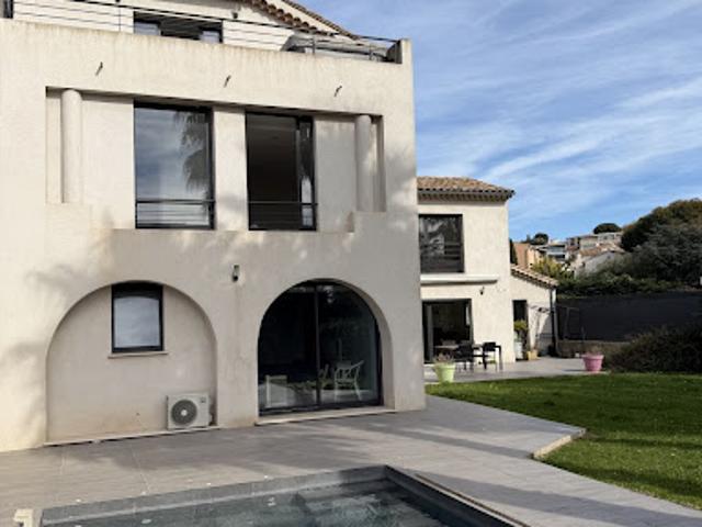 Maison vente à Arrondissement de Toulon, Six-fours-les-plages