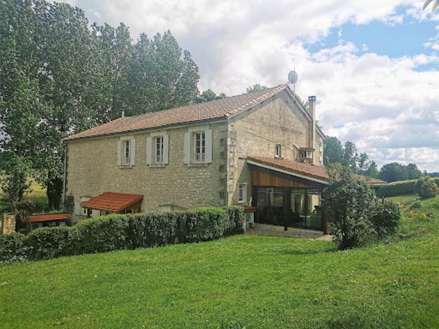 Maison vente à Lignières-Sonneville, Saint-Preuil