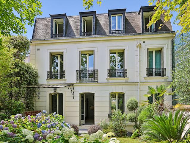 Maison vente à Paris, Île-de-France