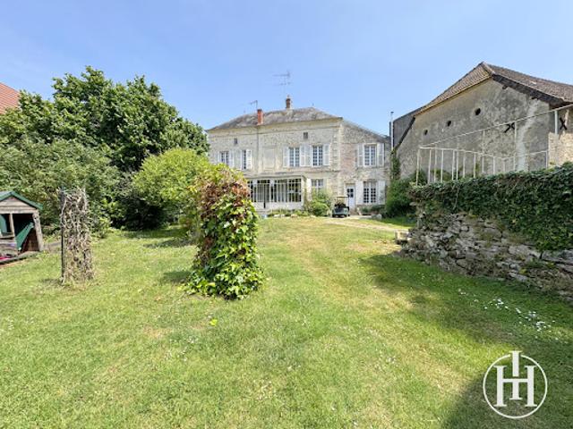 Maison vente à Saint-Amand-Montrond, La Celle