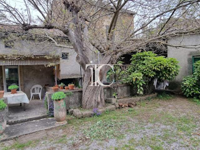 Maison vente à Largentière, Banne