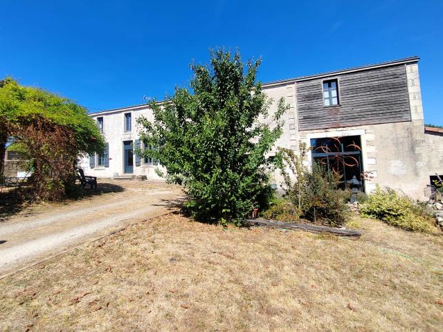 Maison vente à Parthenay, Coulonges-sur-l'autize