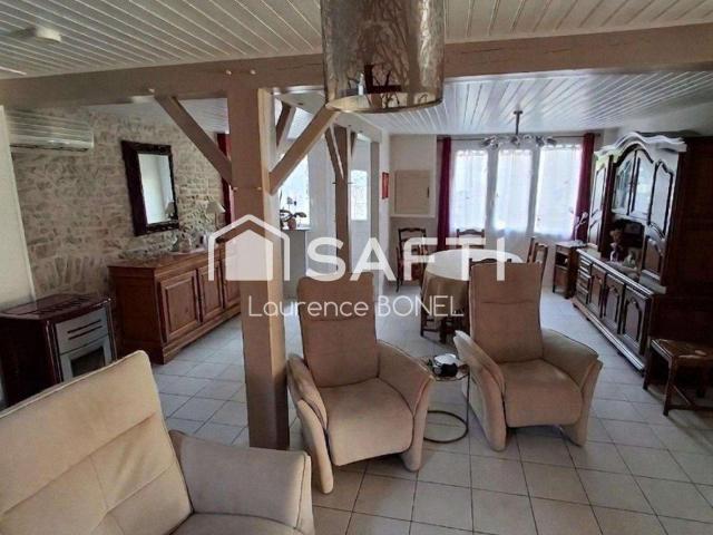 Maison vente à Niort, Fors