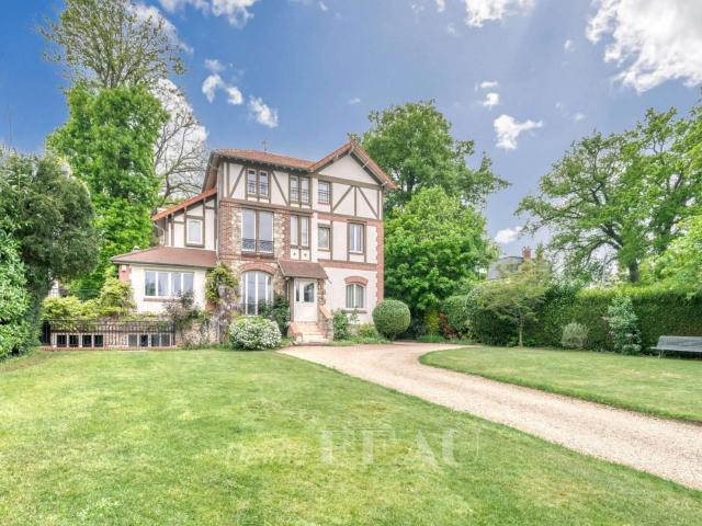 Maison vente à Nanterre, Garches