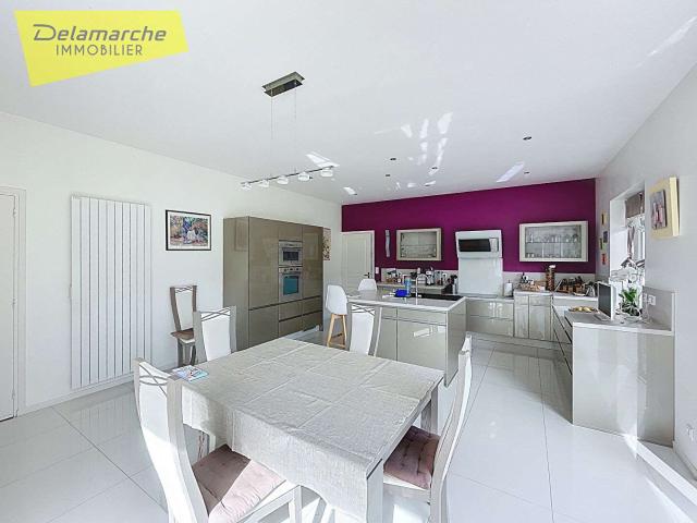 Maison vente à Avranches, Isigny-le-buat