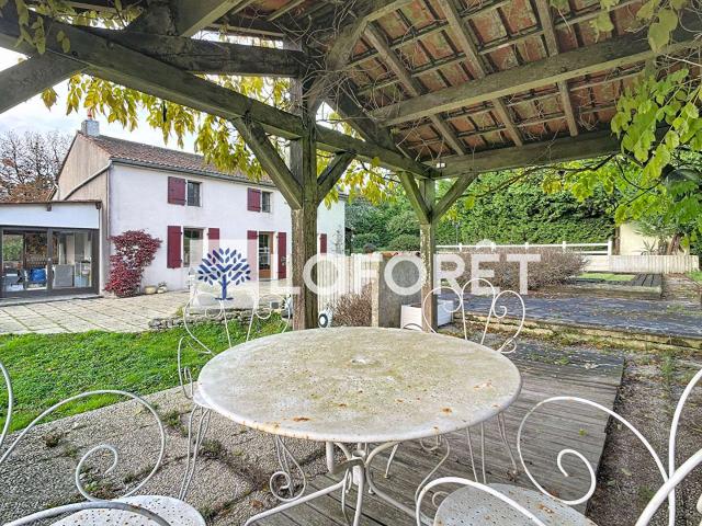 Maison vente à Fontenay-le-Comte, La Châtaigneraie