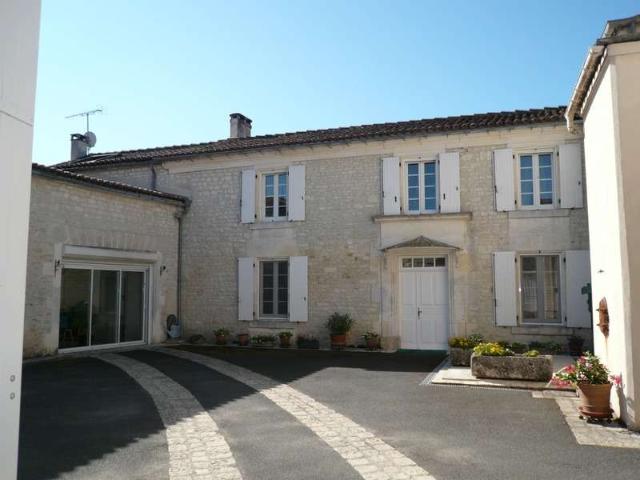 Maison vente à Cognac, Nouvelle-Aquitaine