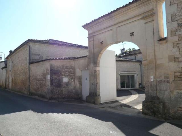 Maison vente à Cognac, Nouvelle-Aquitaine