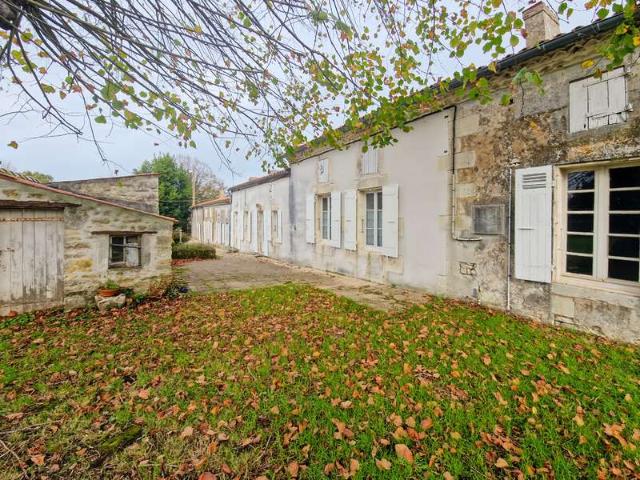 Maison vente à Rochefort, Lussant