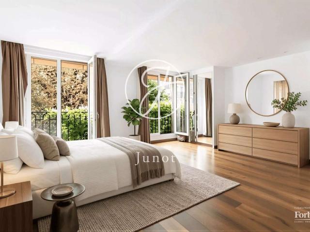 Maison vente à Paris, Île-de-France