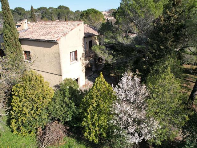 Maison vente à Nîmes, Uzès