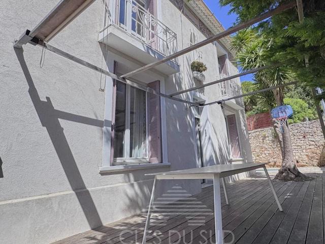 Maison vente à Arrondissement de Toulon, Toulon