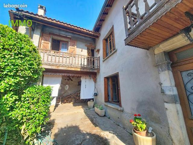 Maison vente à Bagnères-de-Bigorre, Aveux