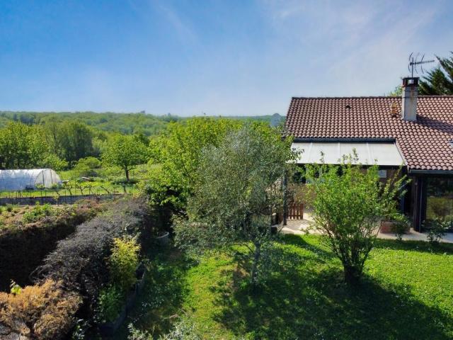 Maison vente à Trespoux-Rassiels, Lot