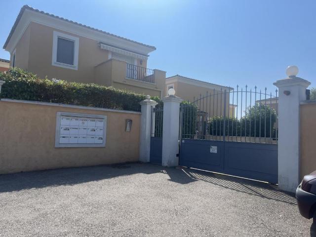 Ferme vente à France métropolitaine, Antibes