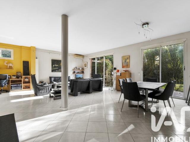 Local Commercial vente à Palaiseau, Sainte-geneviève-des-bois