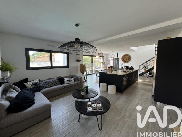 Maison vente à Lille, Leers