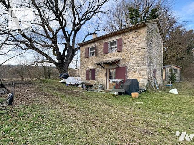 Maison vente à Apt, Murs